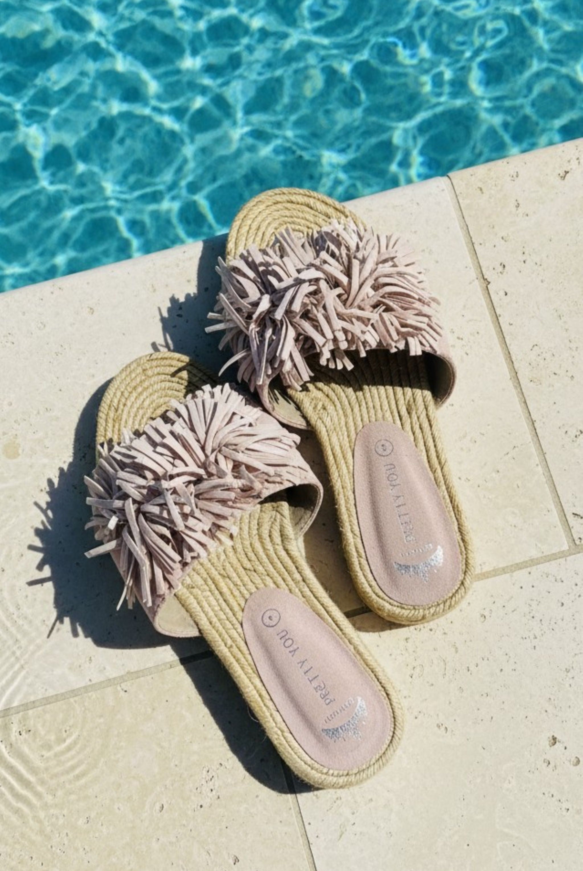 pretty you tassle sandal