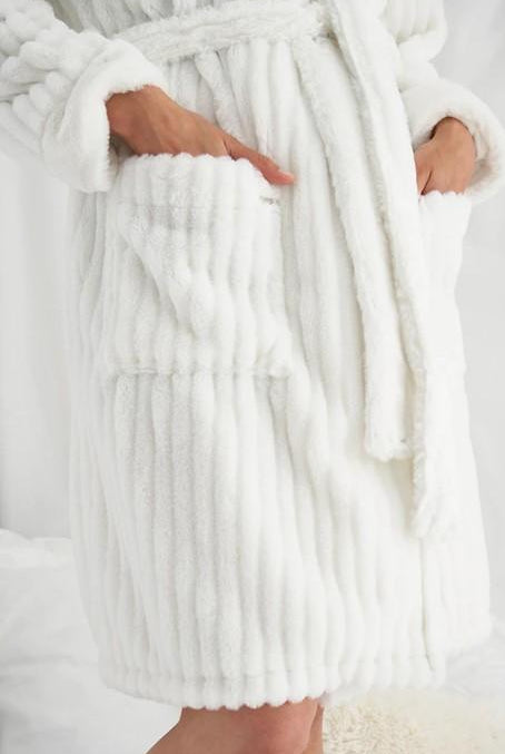 Pretty You Cloud Robe in Ivory-brownslingerie