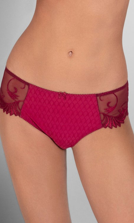Empreinte Thalia shorty in sangria wine red is a real must have