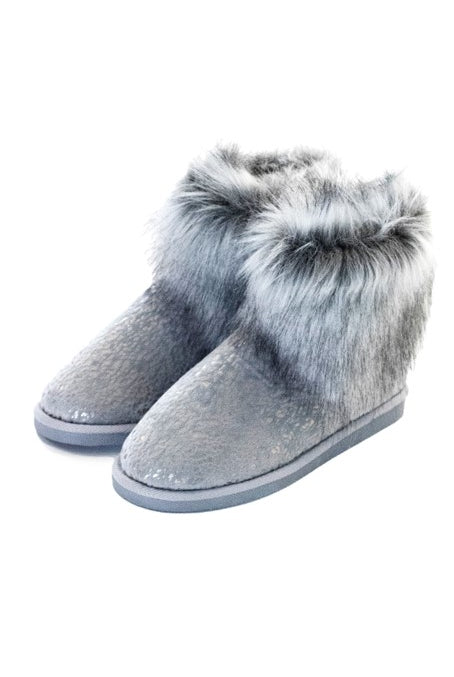 pretty you london snow leopard slipper boots in grey