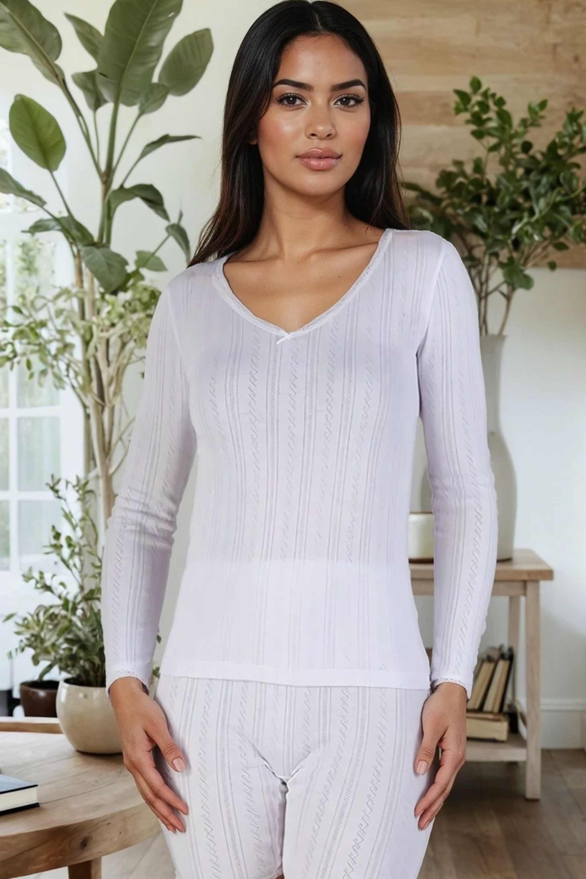 Slenderella Brushed Thermal Long Sleeve Top in white 