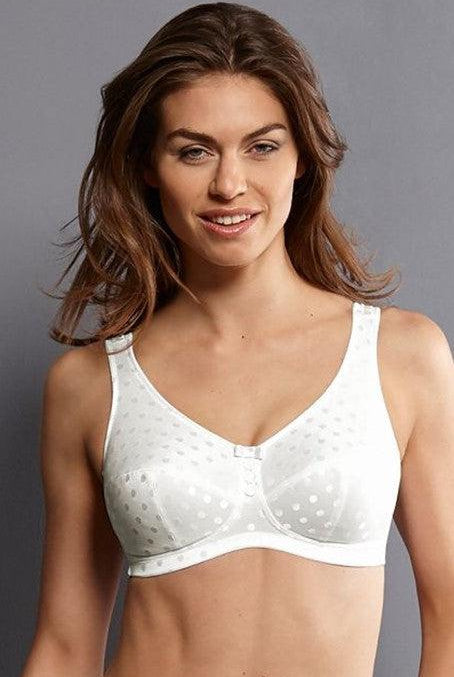 Anita Non Wired Bra in white offers superior comfort with no underwire support. The breathable, lightweight material is ideal for an easy, all-day fit. This non-wired bra provides optimal support and stability without discomfort, ideal for women of all shapes and sizes.