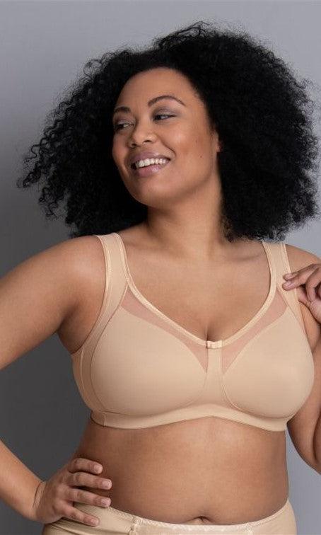 Anita ClaraAnita Clara Non Wired Bra in beige is a fabulous elegant non wired bra for everyday. The adjustable comfort straps provide firm support. 